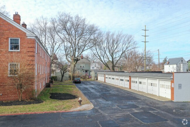 Elbur Avenue