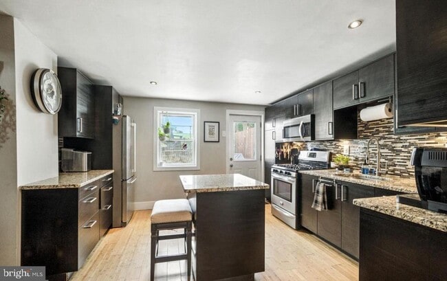 Photo - 119 Maple St