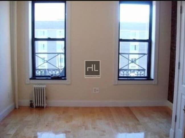 Photo - W 53RD ST. Unit 4C