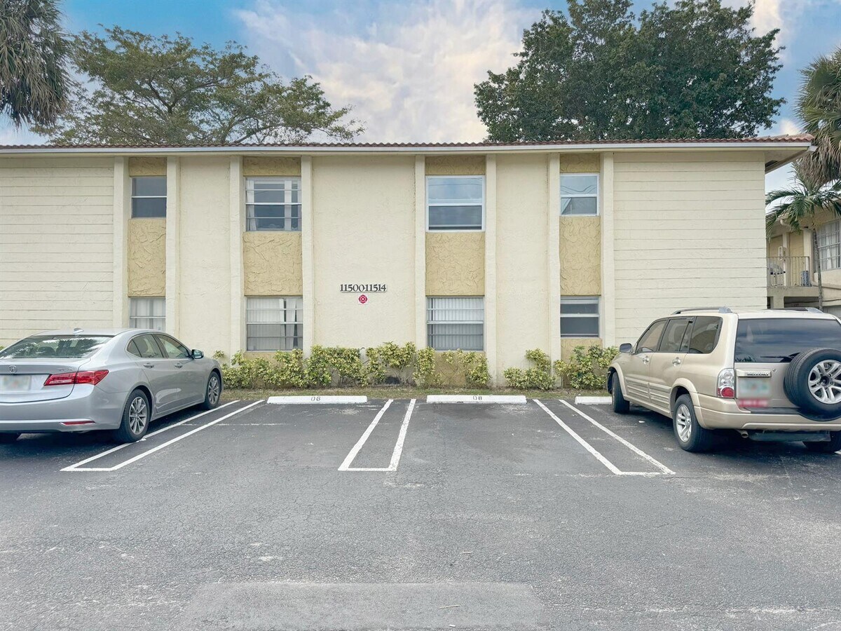 Photo - 11508 Royal Palm Blvd Unit 11508