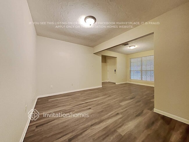 Photo - 2239 Middle Creek Dr