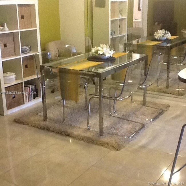 Photo - 541 Blue Heron Dr Unit 215