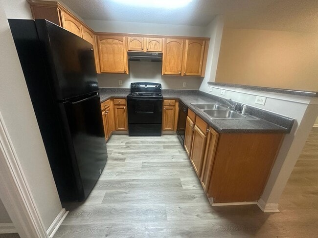 Photo - 1435 Maple Valley Ct