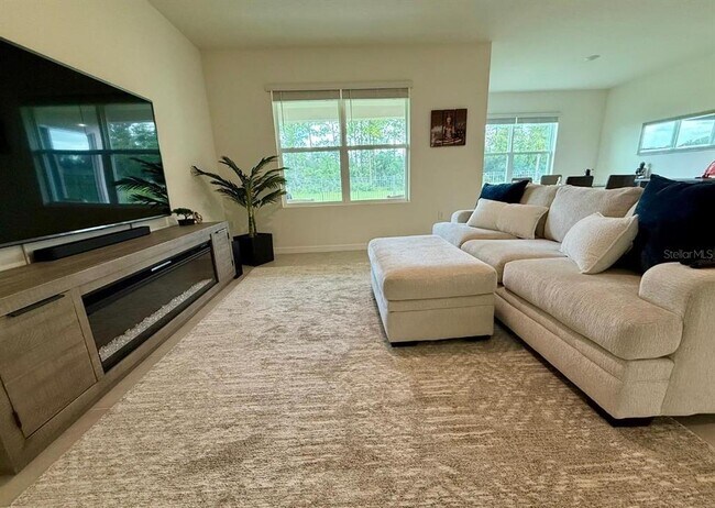 Photo - 17132 Edgemont Ln