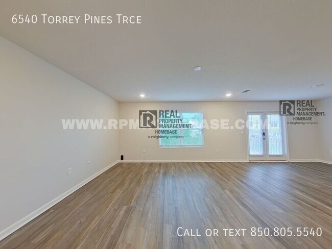 Photo - 6540 Torrey Pnes Trce