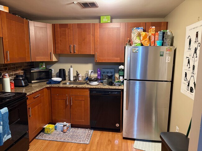 Photo - 413 Massachusetts Ave Unidad 2