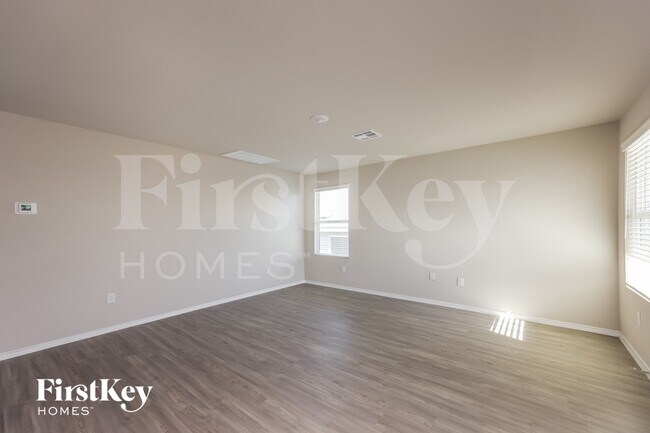 Photo - 6443 Pickaxe Way