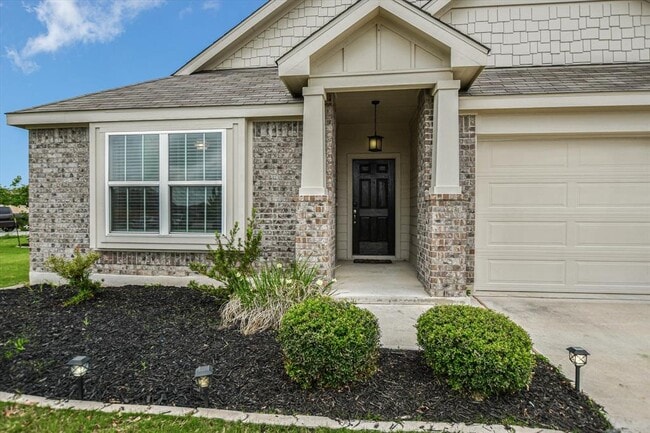 Photo - 201 Pearland St