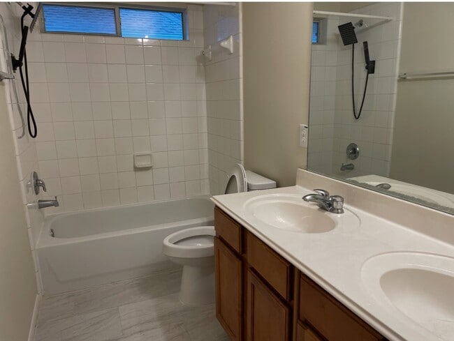 Photo - 6622 Portlick Dr