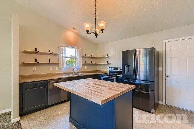 Photo - 115 N 42nd Ave