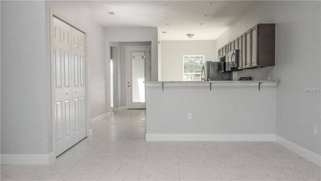 Photo - 401 Albatross Ct