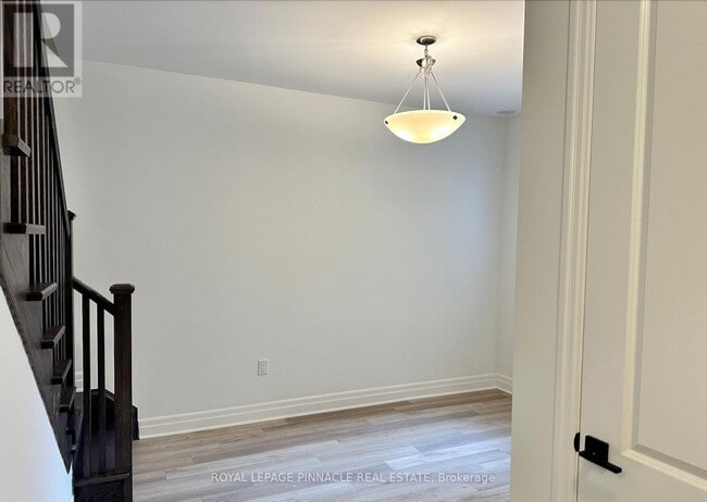 Photo - 1317 Leriche Wy