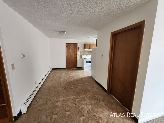 Photo - 851 30th Ave Ct Unit 4