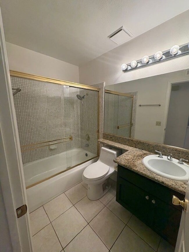 Photo - 2133 Laurelwood Dr