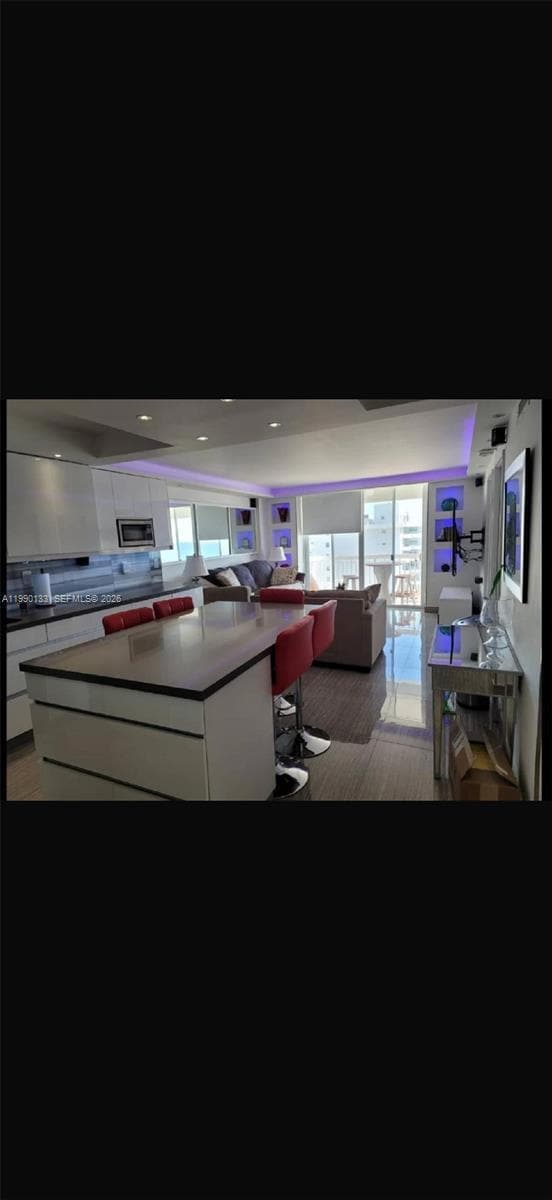 Building Photo - 401 Ocean Dr Unit 1124