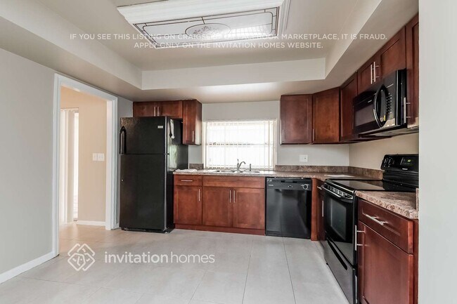 Photo - 10930 NW 41st Dr