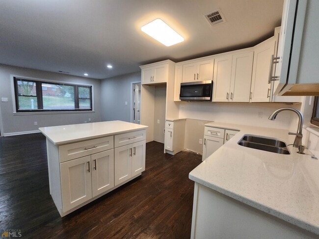 Photo - 1858 Glen Echo Dr