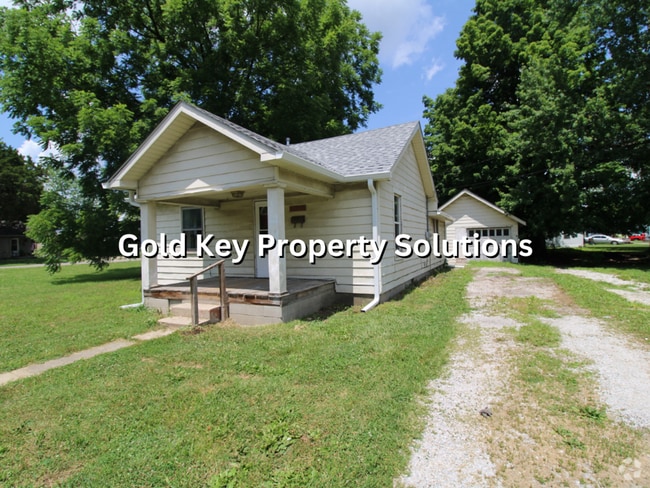 Building Photo - Nicely remodeled 2 BR 1 BA with Garage and... Rental