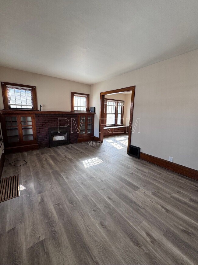 Photo - 1023 Harrison Ave SW