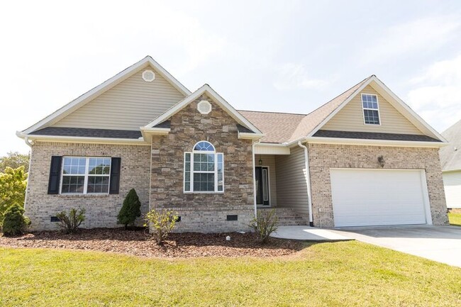 Building Photo - 8584 Sunridge Dr