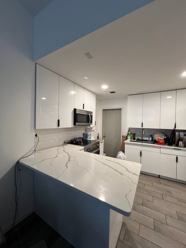 Unit 1 - Open Kitchen - 2031 N 15th St