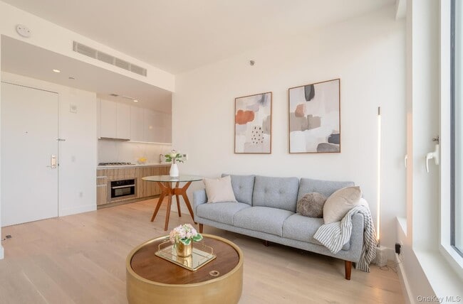 Photo - 136-18 Maple Ave Unit 19G