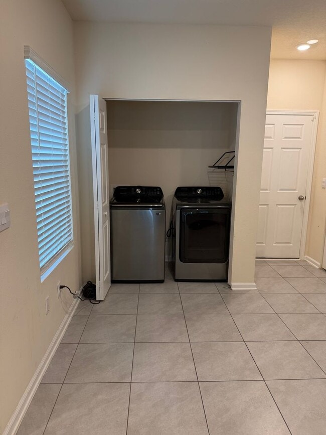 Photo - Spacious 2-Bedroom Townhome Near River City