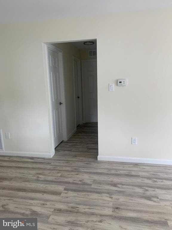 Building Photo - 442 Thornwood Dr