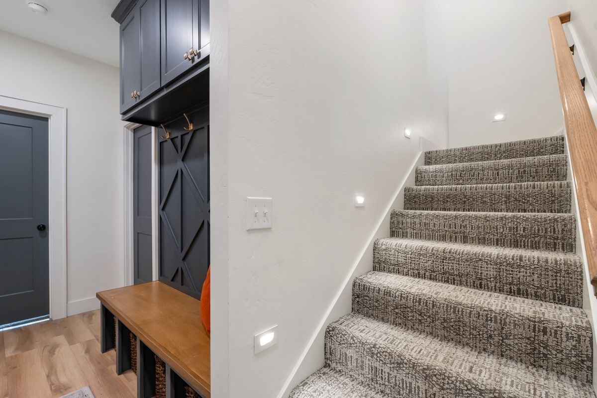 Photo - 5606 Hillstone Ave
