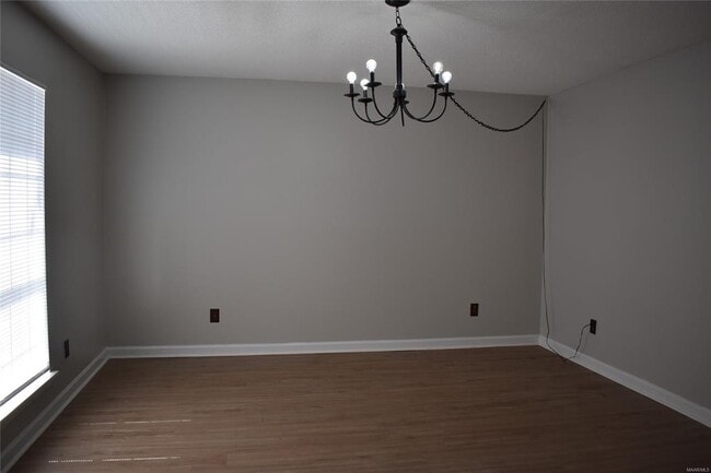 Photo - 3001 Sutton Dr