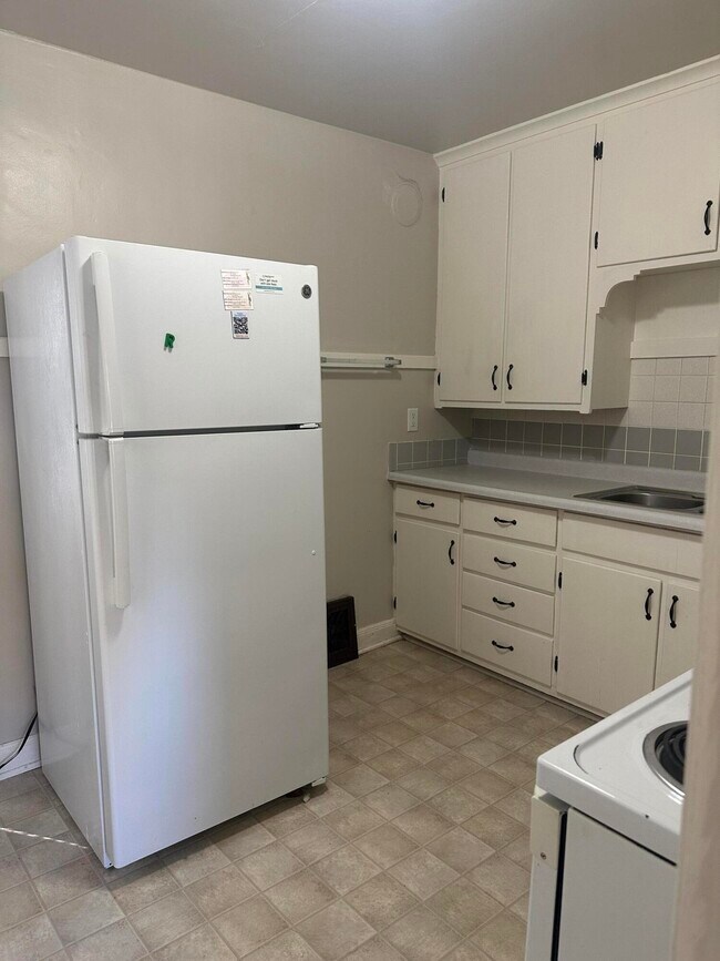 Photo - 1914 Garfield Ave