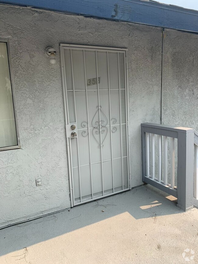 Building Photo - Maple Ave. Unit 353 Maple Rental