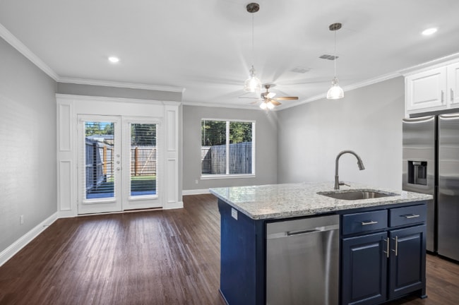 Photo - 16117 Pawnee Dr