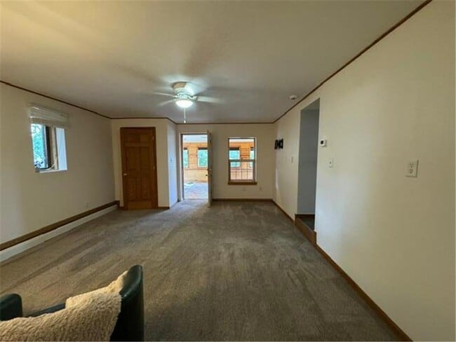 Photo - 221 N Jefferson St