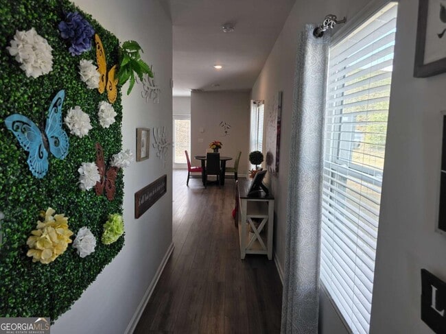 Photo - 7539 Knoll Hollow Rd