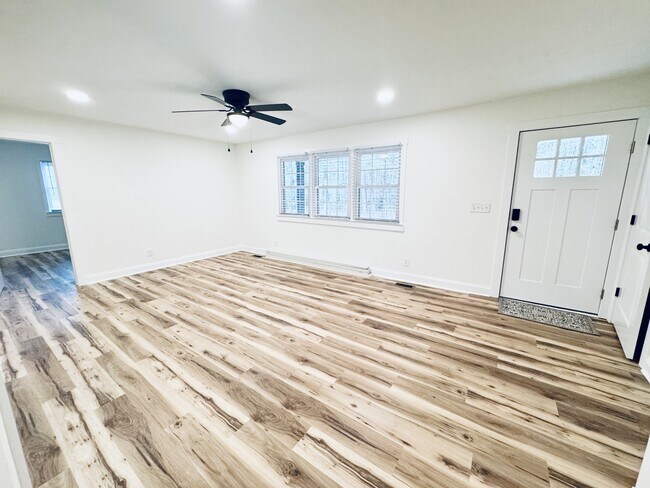 Photo - 2689 Fowler School Rd