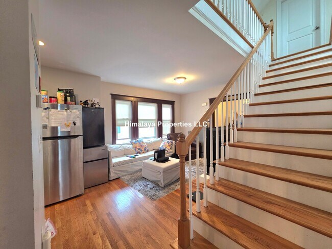 Photo - 60 Frederick Ave Unit 2