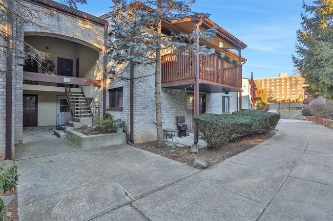Photo - 10 Secora Rd Condo Unit L3
