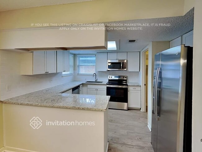 Photo - 7022 Fox Knoll Ln