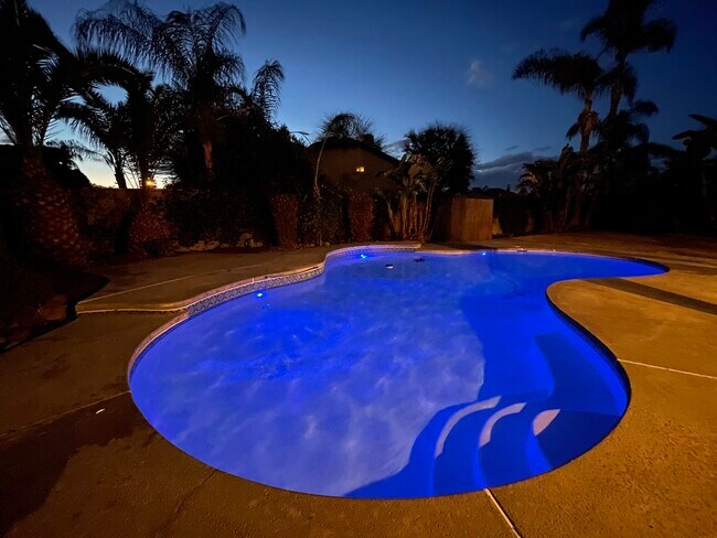 Photo - 5113 Hollis St