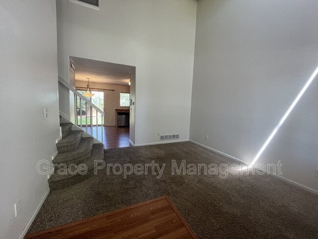 Photo - 5337 S Killarney St