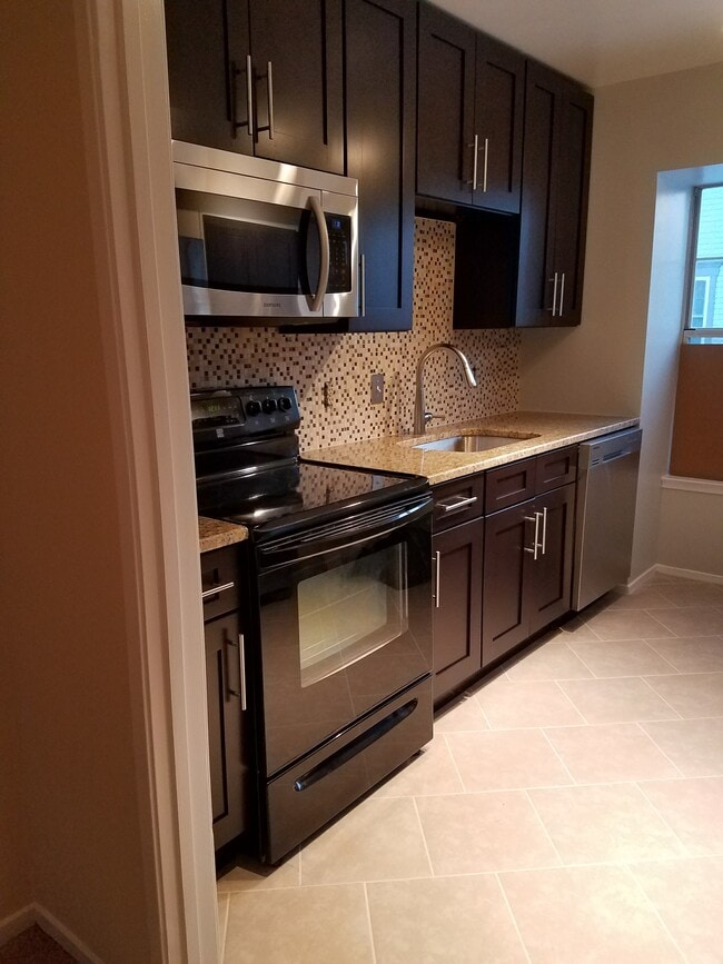 Photo - 2452 Ridgehampton Ct