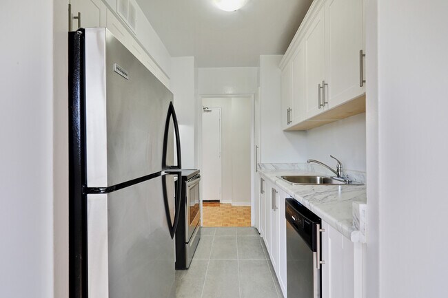 Photo - Central Park Place (B) Unit 00606