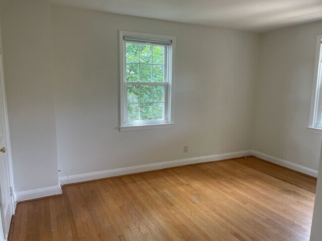 Photo - 114 Brandon Rd