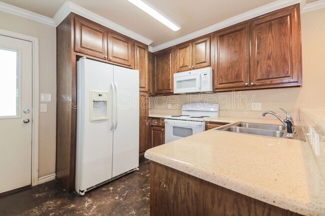 Photo - 756 Rocky Rdg