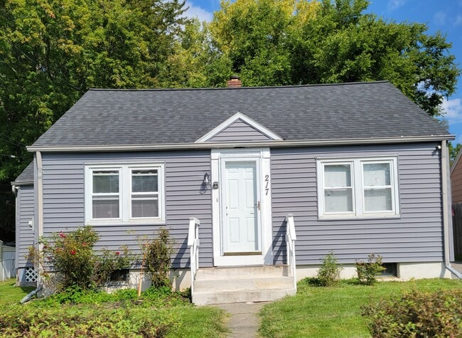 Photo - 217 Thurber St