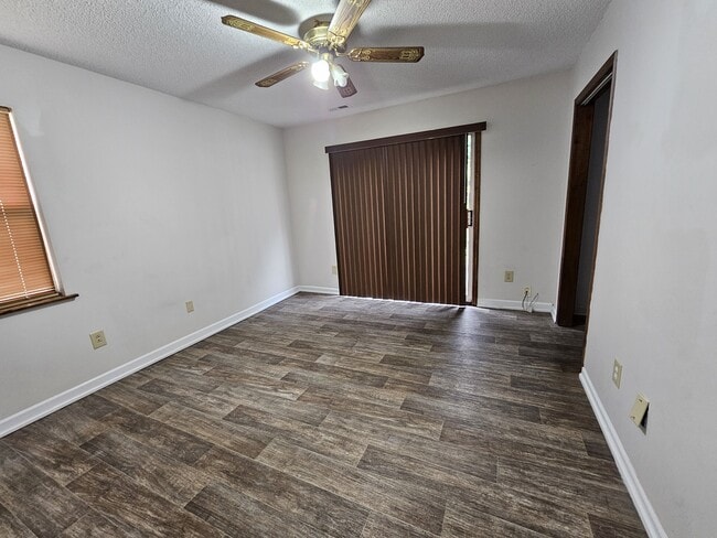 Photo - 414 W Ballard St