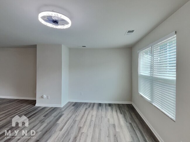 7013 Ludell Ln