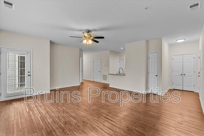 Photo - 2606 Pennoak Way