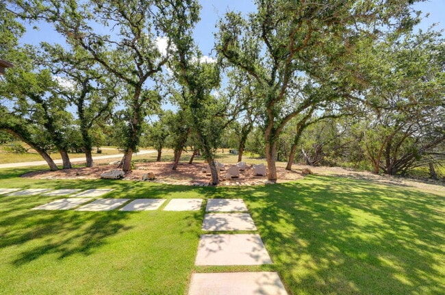Photo - Spacious 4-Bed Oasis at this Canyon Lake Gem!